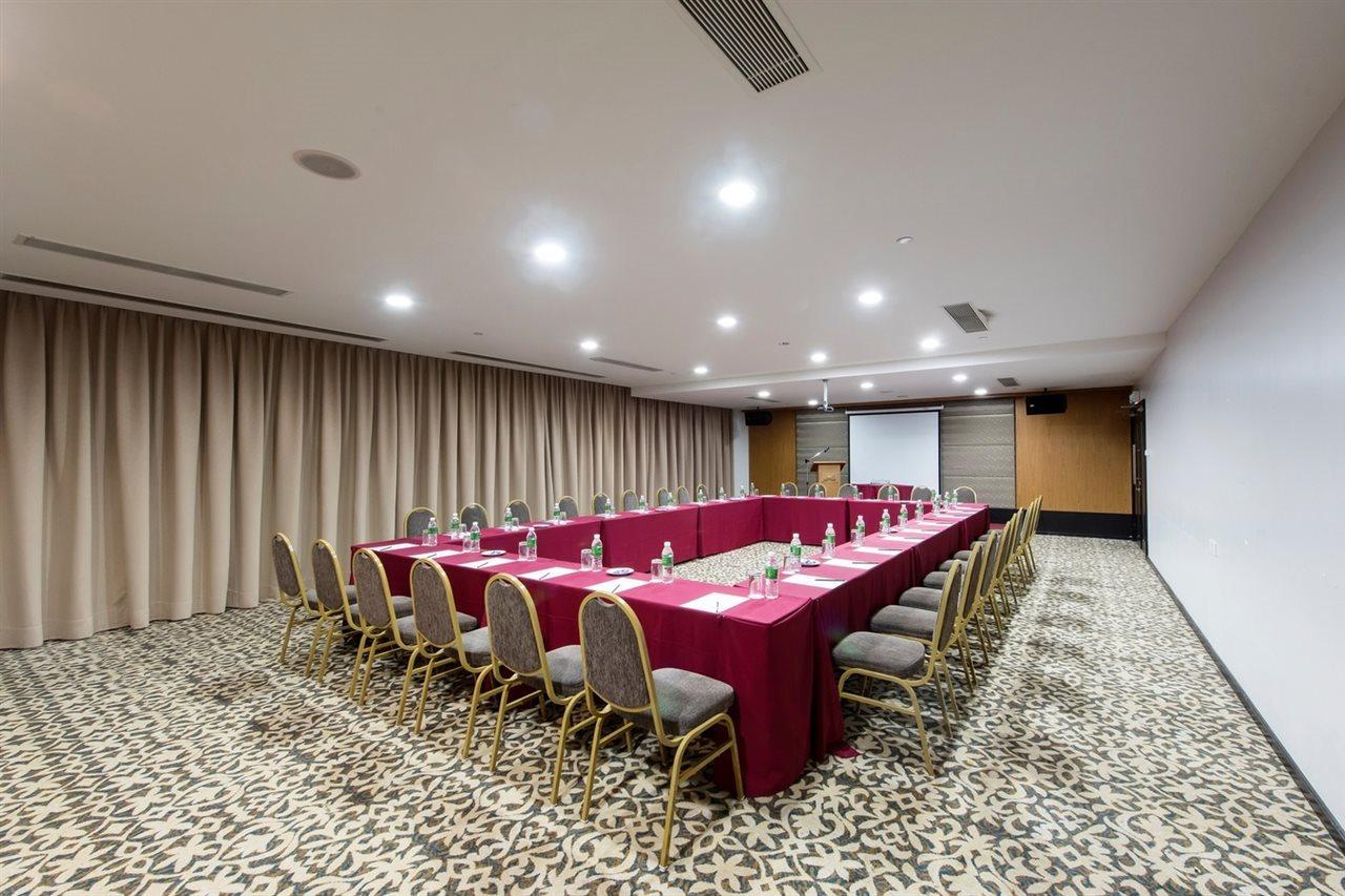 Kingwood Hotel Sibu Buitenkant foto