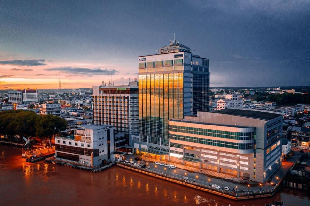 Kingwood Hotel Sibu Buitenkant foto