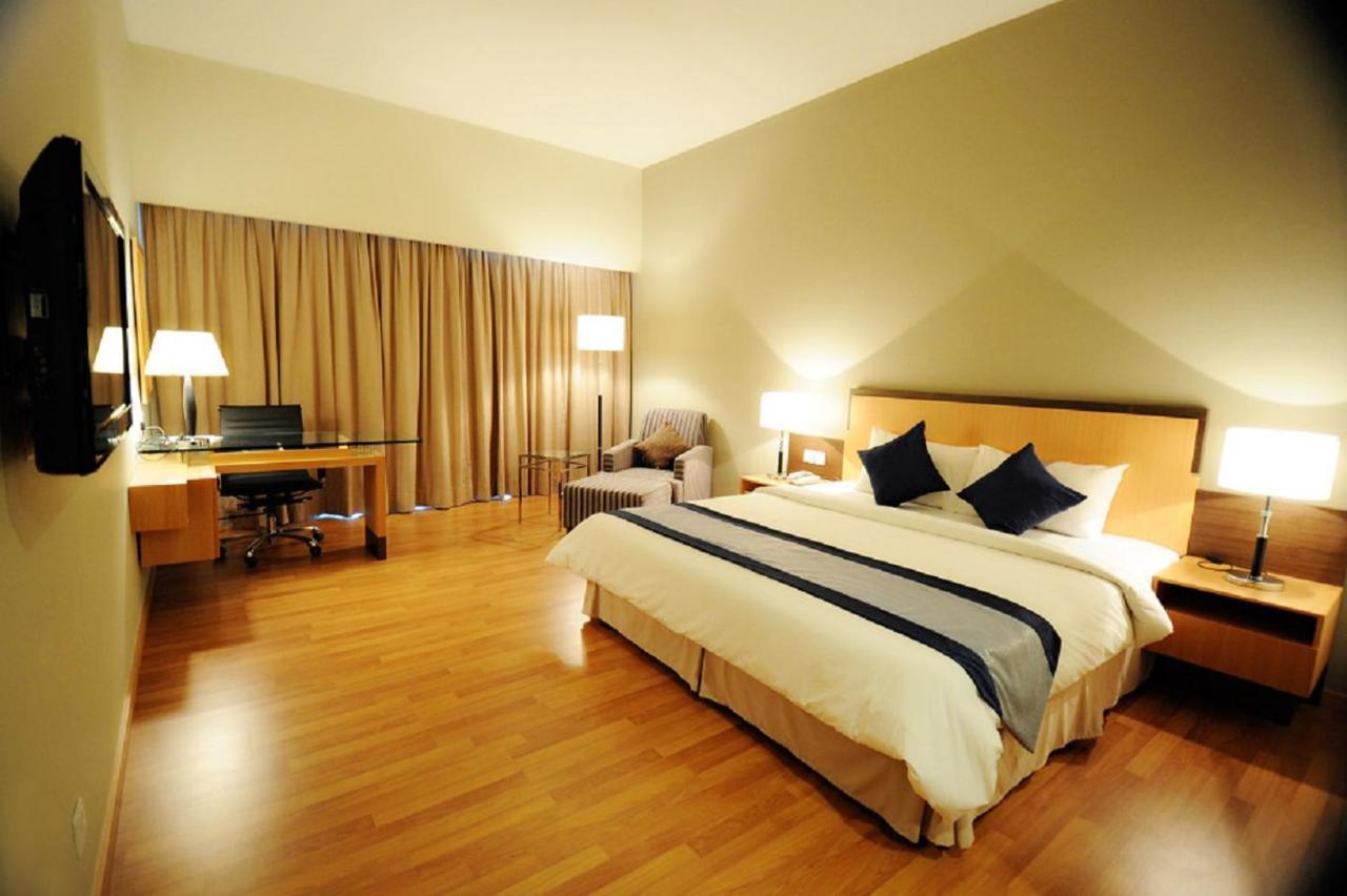 Kingwood Hotel Sibu Buitenkant foto